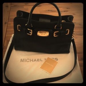 Michael kors shoulder bag